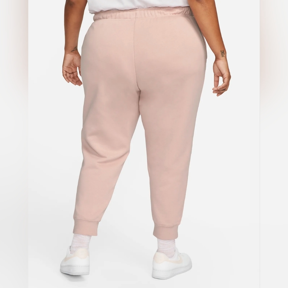 Nike Sportswear Club Fleece Womens Mid Rise Joggers plus size pink size 3X new - Picture 6 of 8